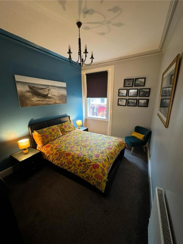 Edinburgh Two Bedroom Apartment With Free Side Street Parking 24 Hours 외부 사진
